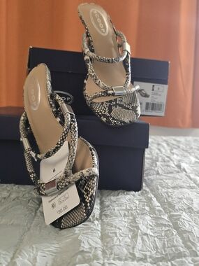 Scoop Black & Cream Snake-Print Strappy Sandals